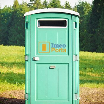 Deluxe Restroom Rentals
